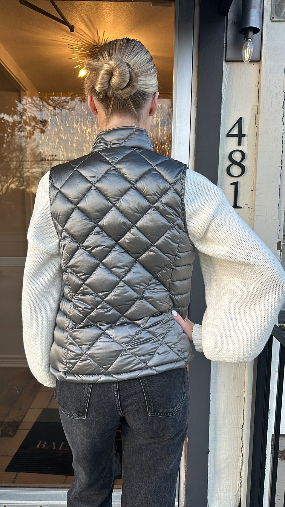 Fitted Zipper Vest