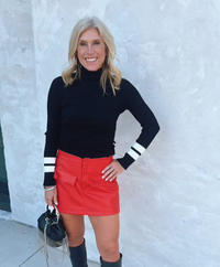 A Red-Vival Skort