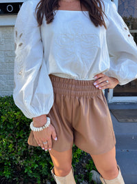 The Lola Leather Short - Chestnut