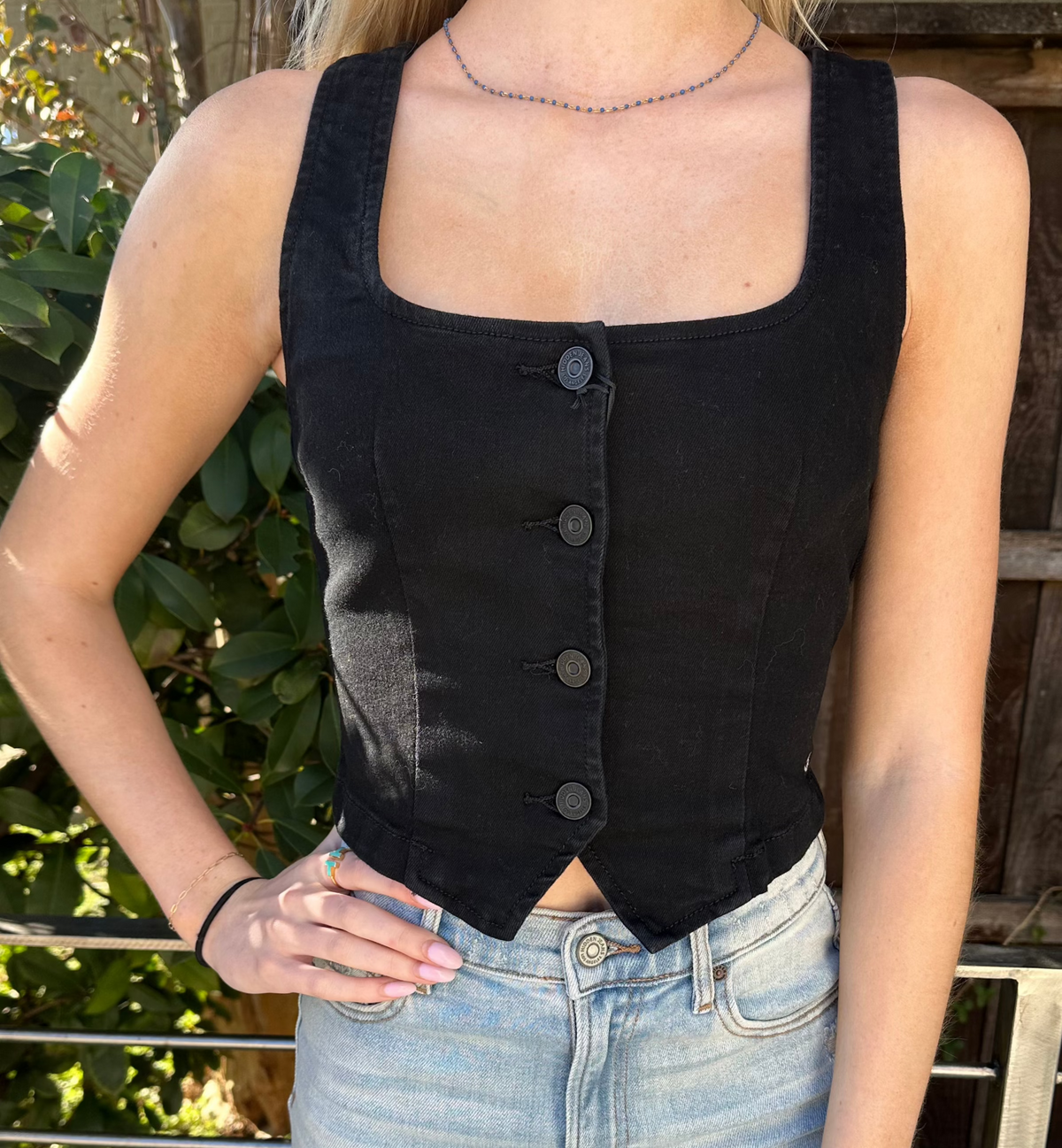 Rebel Razor Back Vest-Black