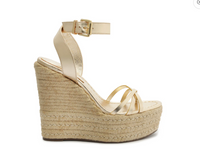 Alexandra Sandal