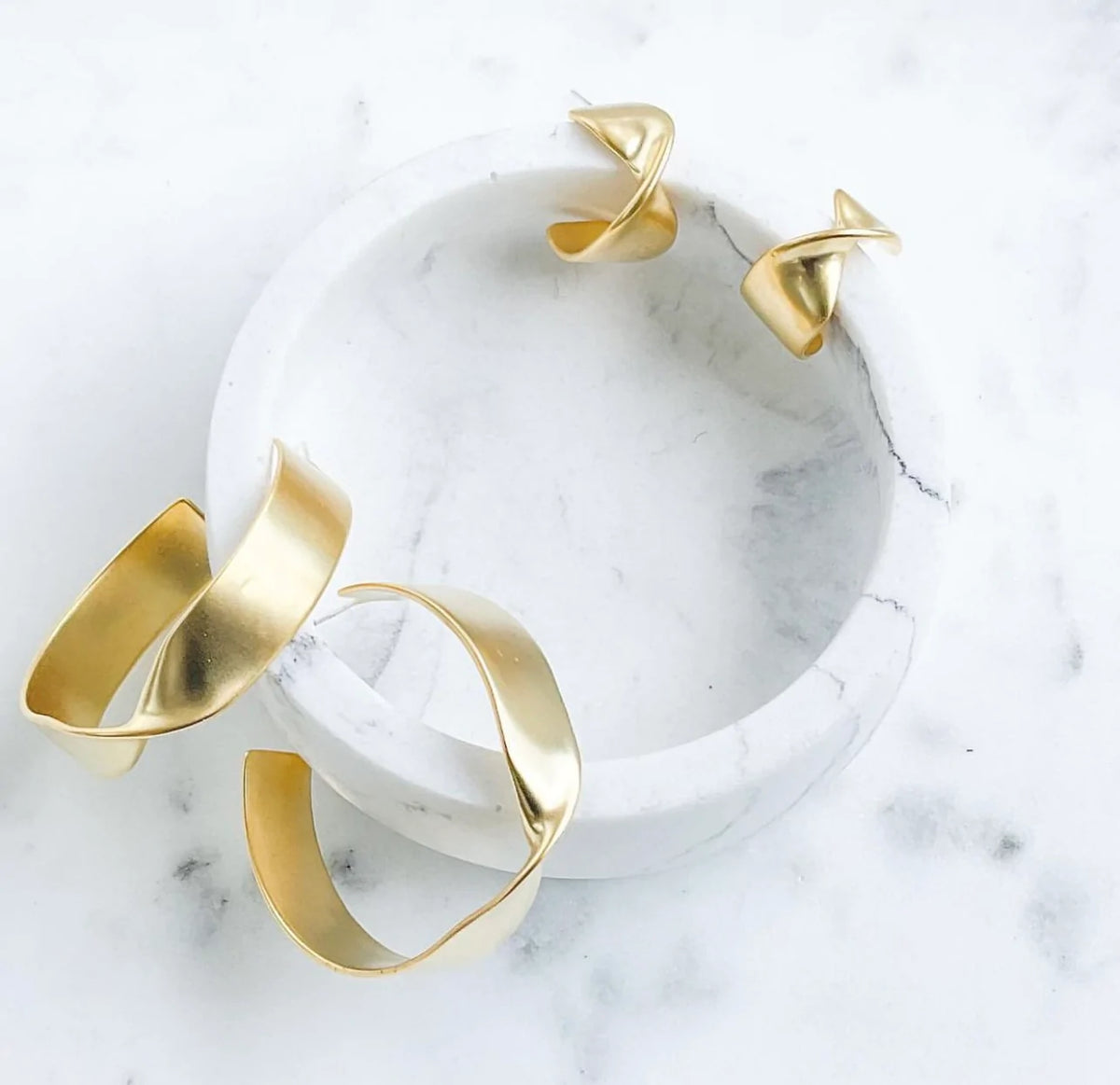 Gold Twist Hoop Earring